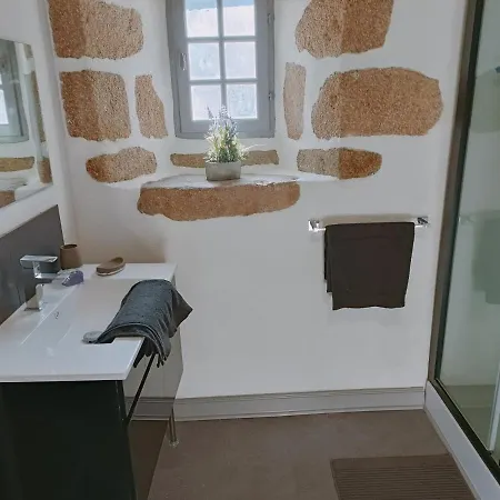 Chateau-une - A Beautiful Historic Medieval Rental. *